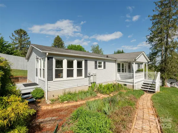 34 Eve DR, Asheville, NC 28806