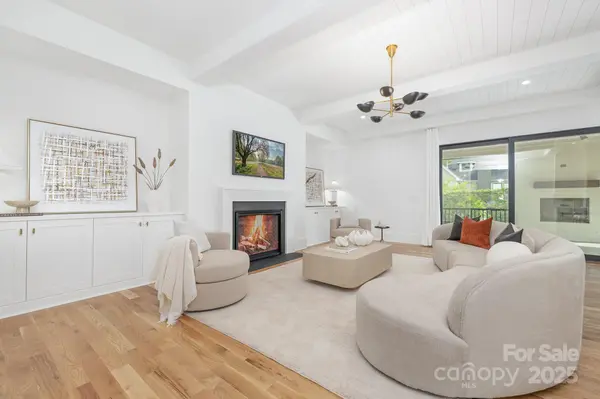 632 Dorothy DR, Charlotte, NC 28203