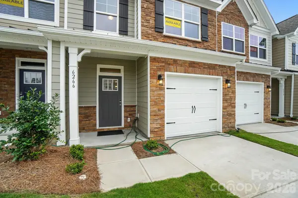 6266 Tea Olive DR, Harrisburg, NC 28075