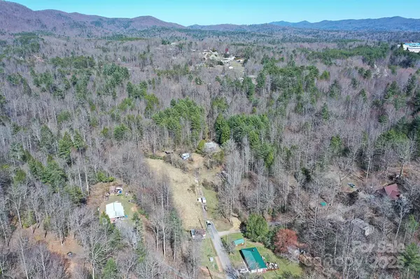 1511 Echo DR, Lenoir, NC 28645