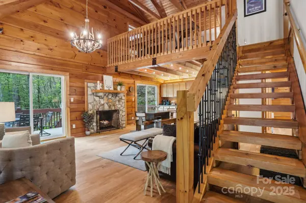 909 Niley Cook RD, Blowing Rock, NC 28605