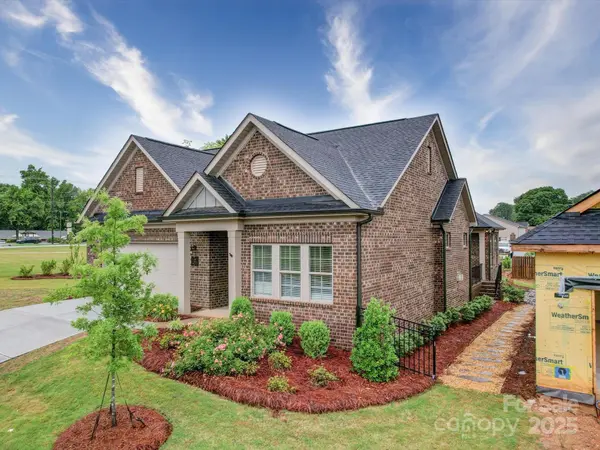 405 Newstyle WAY, Gastonia, NC 28056