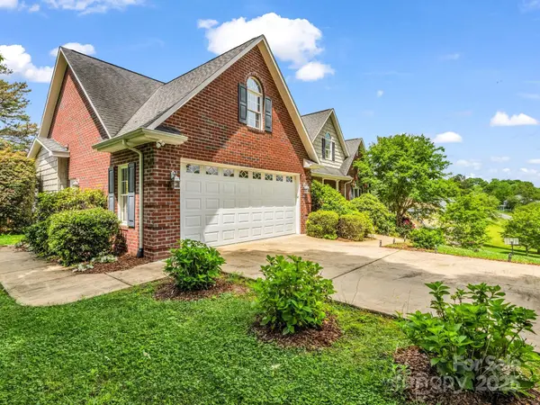 262 Woodridge DR, Rutherfordton, NC 28139