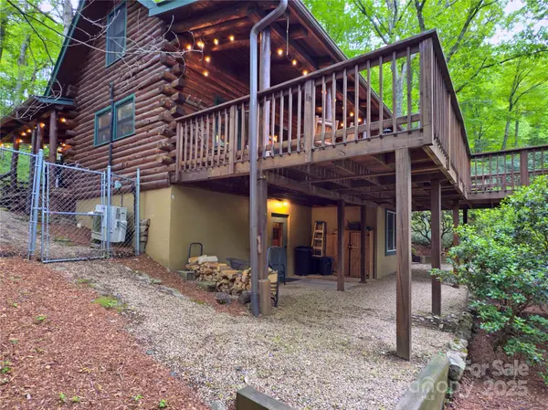 615 Sweetwater RDG, Burnsville, NC 28714