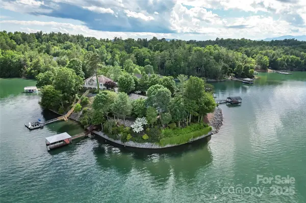 2218 Mallard Cove DR, Nebo, NC 28761