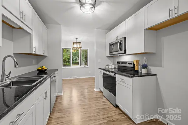 13446 Idlefield LN, Matthews, NC 28105