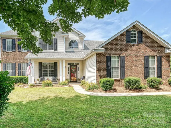 1109 Woodwinds DR, Waxhaw, NC 28173