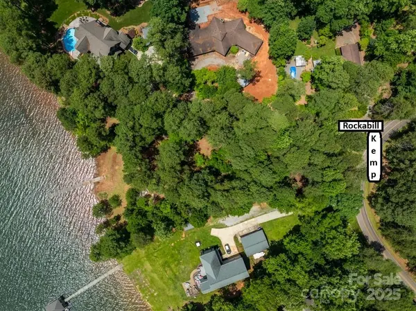 419 Kemp RD, Mooresville, NC 28117
