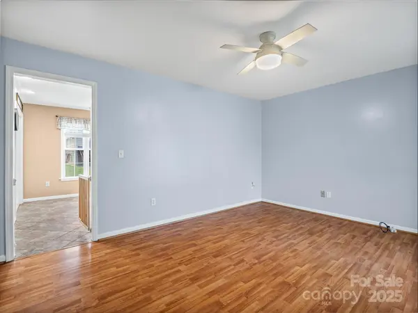 111 Charcoal RD, Cherryville, NC 28021