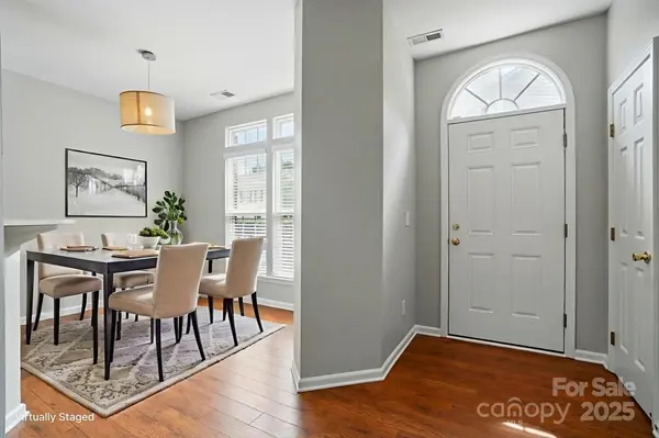 10867 Garden Oaks LN, Charlotte, NC 28273