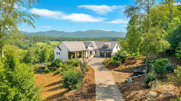 23 Windy RDG,  Fairview,  NC 28730