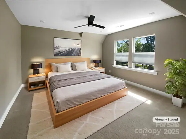 11211 James Coy RD, Davidson, NC 28078