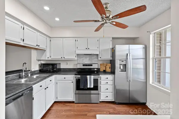 218 Water Oak DR,  Pineville,  NC 28134