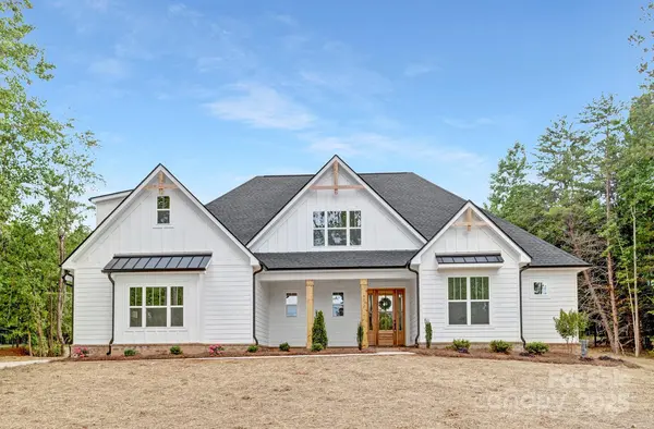 4032 Brandy Creek CT, Clover, SC 29710