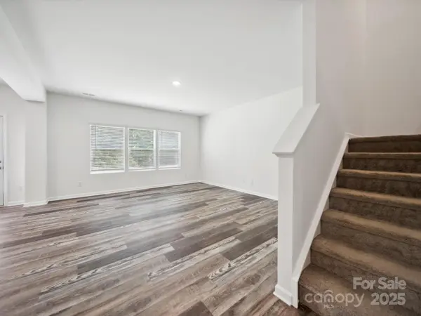125 Fosters Glen PL, Mooresville, NC 28115