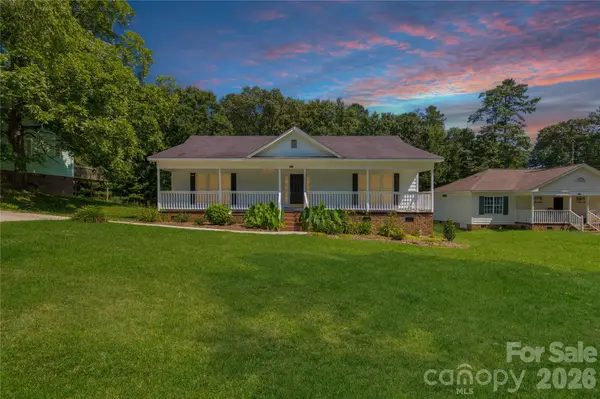 1675 Old Lynwood CIR, Lancaster, SC 29720