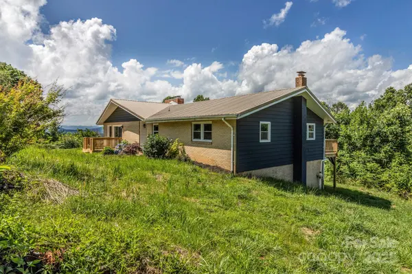 41 Remembrance RDG, Flat Rock, NC 28731