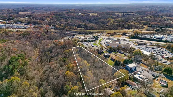 000 2nd Street PL SE, Hickory, NC 28602