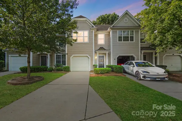 13116 Erwin RD, Charlotte, NC 28273