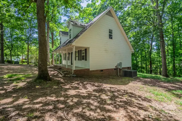 203 Hickory Wood DR, Kannapolis, NC 28083