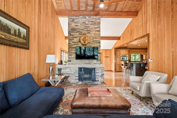 2045 Hogback Mountain RD, Tryon, NC 28782
