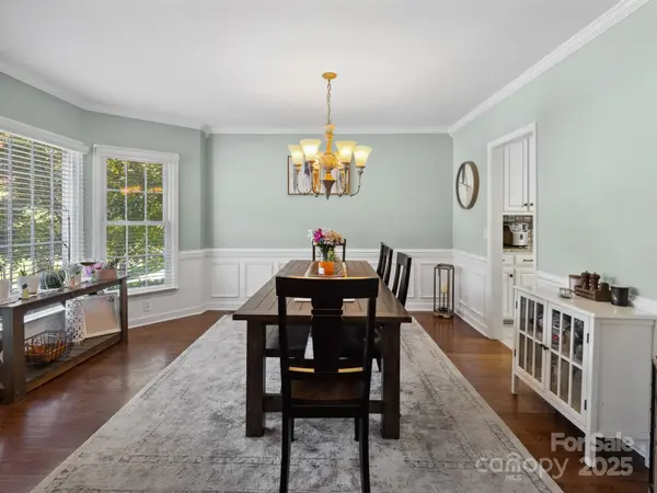 165 Cottontail LN SE, Concord, NC 28025