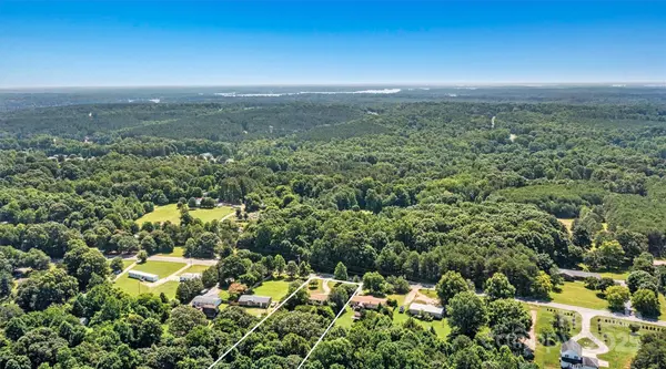 4905 Grassy Creek RD, Denver, NC 28037