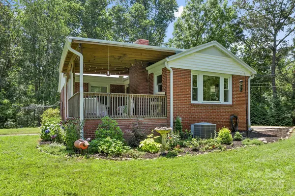 1215 Upper Brush Creek RD, Fairview, NC 28730