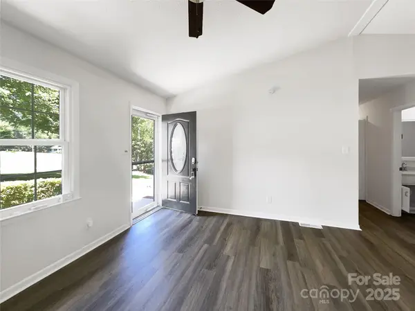 4903 Jamee DR, Gastonia, NC 28056
