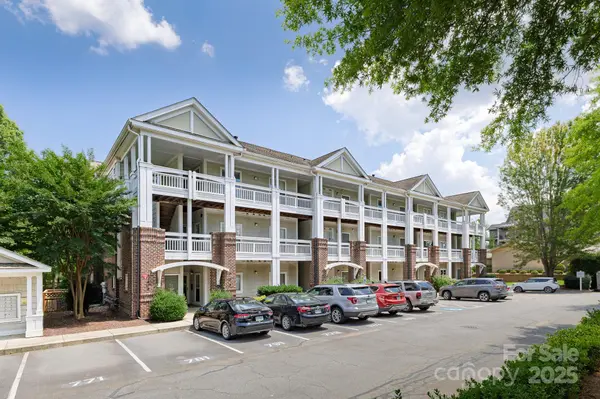 795 Peninsula DR, Davidson, NC 28036