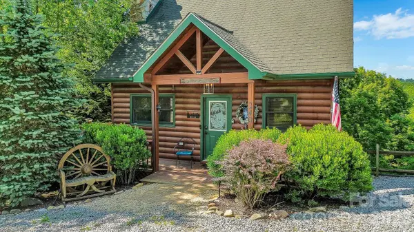240 Deer Knoll DR, Piney Creek, NC 28663