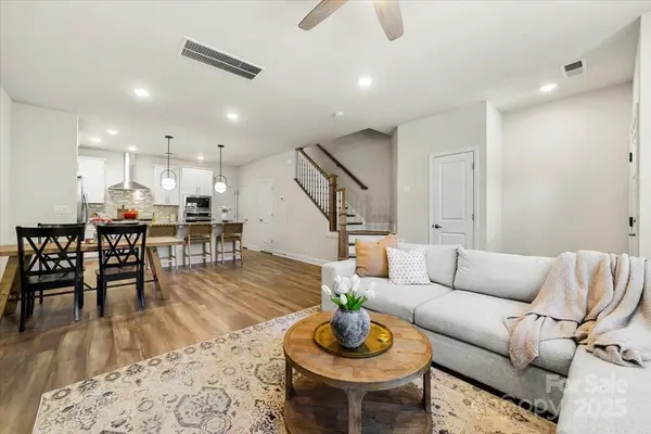 1140 Drummond AVE, Charlotte, NC 28205