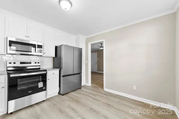 128 Terrace DR, Bessemer City, NC 28016
