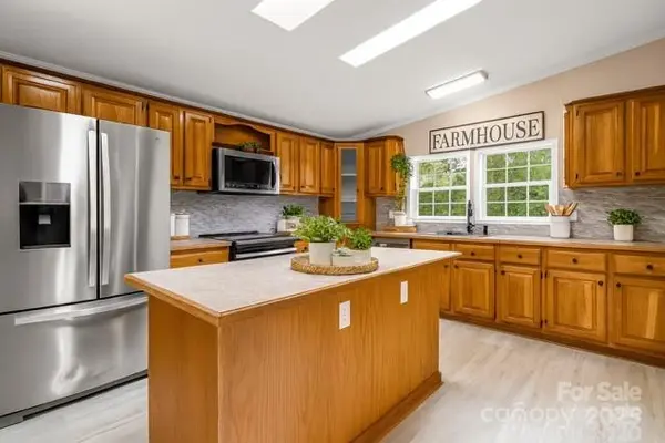 734 Hines RD, Mooresboro, NC 28114