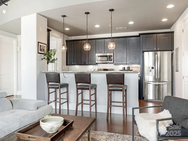 2338 Yadkin AVE #505, Charlotte, NC 28205