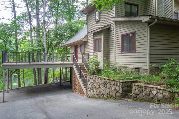 181 Hiwassee RD, Lake Toxaway, NC 28747