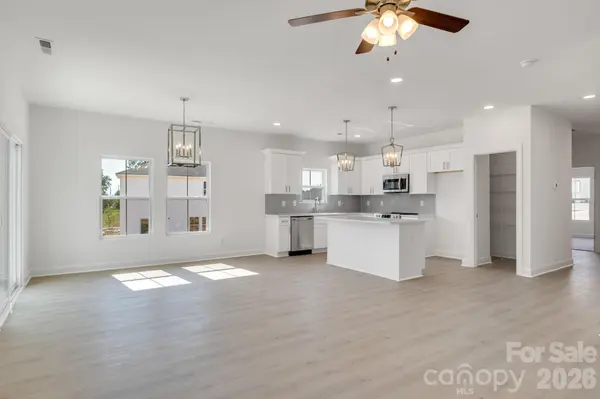 450 Contentment CT, Kannapolis, NC 28081