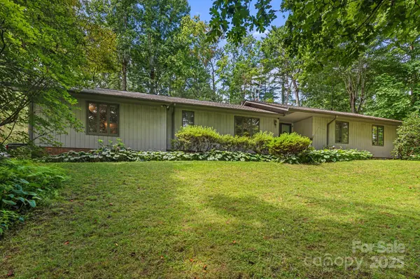 6 Brook Forest DR,  Arden,  NC 28704
