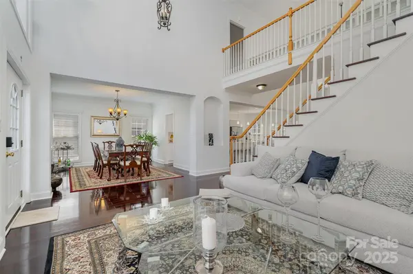 10929 Valley Spring DR, Charlotte, NC 28277