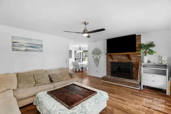 3619 Baywoods CT, Gastonia, NC 28056