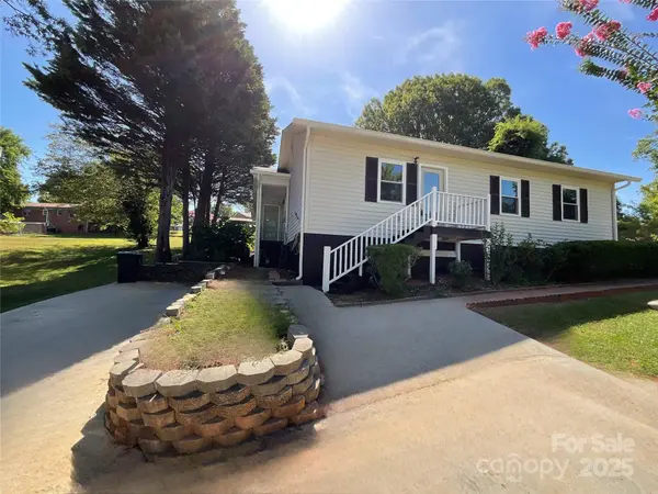 106 N Tracy ST, Kings Mountain, NC 28086