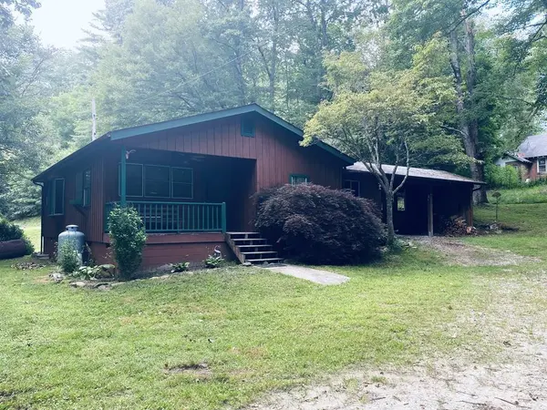 15 Valor RD, Glenville, NC 28736
