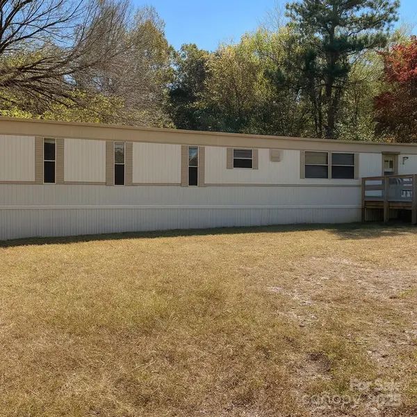 5909 Crawford RD, Gastonia, NC 28052