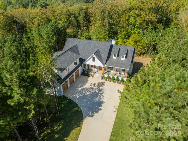 5853 Hidden Forest DR, Denver, NC 28037