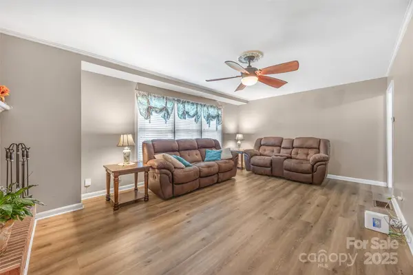 104 Lakeview DR, York, SC 29745