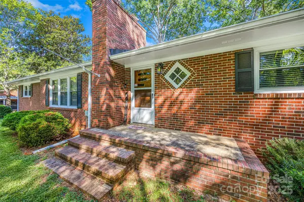 104 Lakeview DR, York, SC 29745