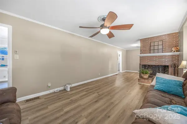 104 Lakeview DR, York, SC 29745