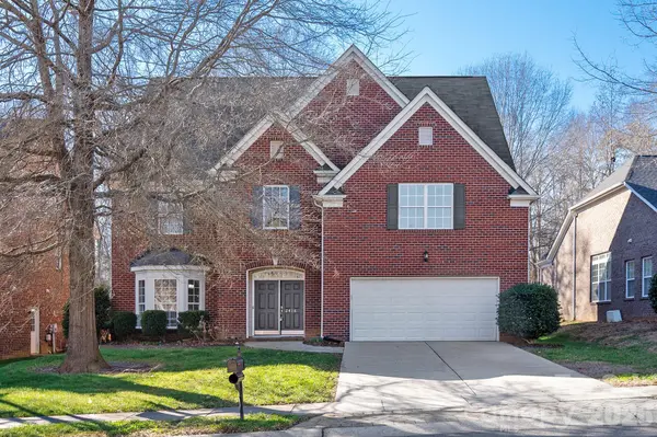2416 River Oaks DR,  Waxhaw,  NC 28173