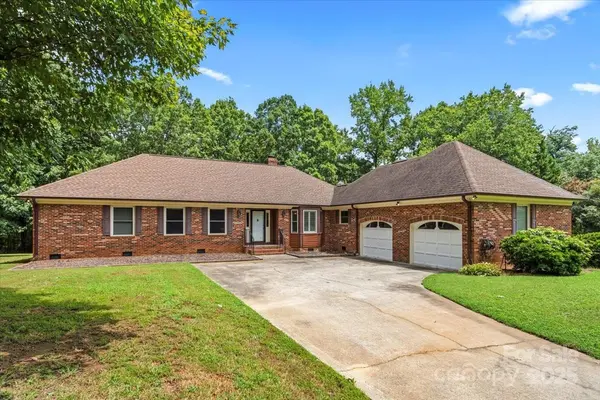 2502 Knights CT, Monroe, NC 28110