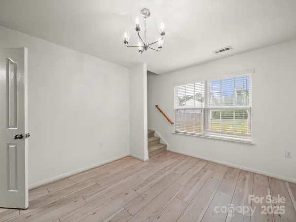 925 Cassidy DR, Gastonia, NC 28054